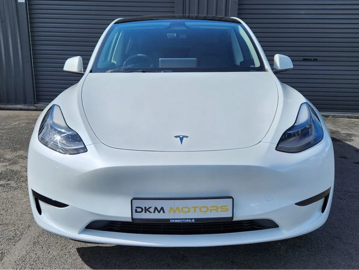 Tesla Model Y RWD - Image 2