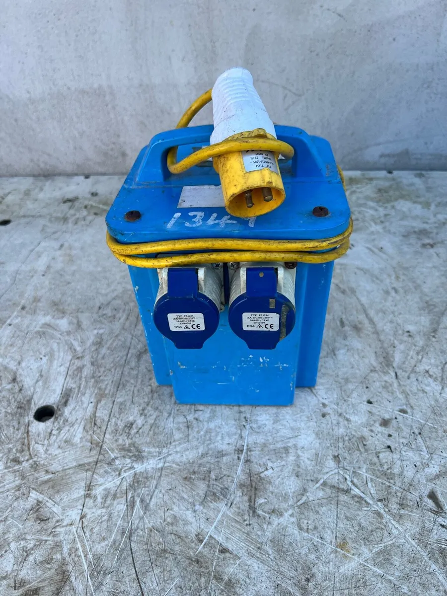 Step up transformer from 110 V two 230 V - Image 1