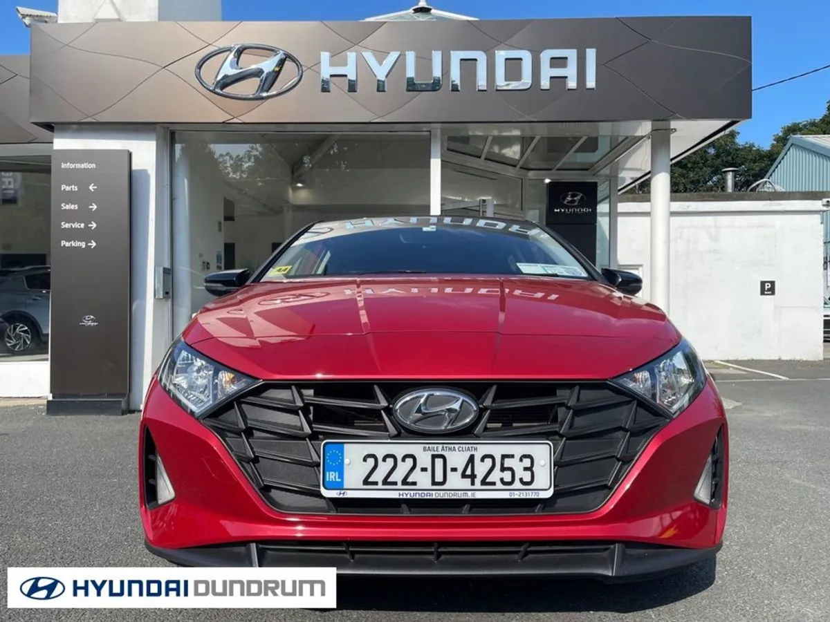 Hyundai i20 1.2 Launch Edition 2 Tone Roof - Image 2