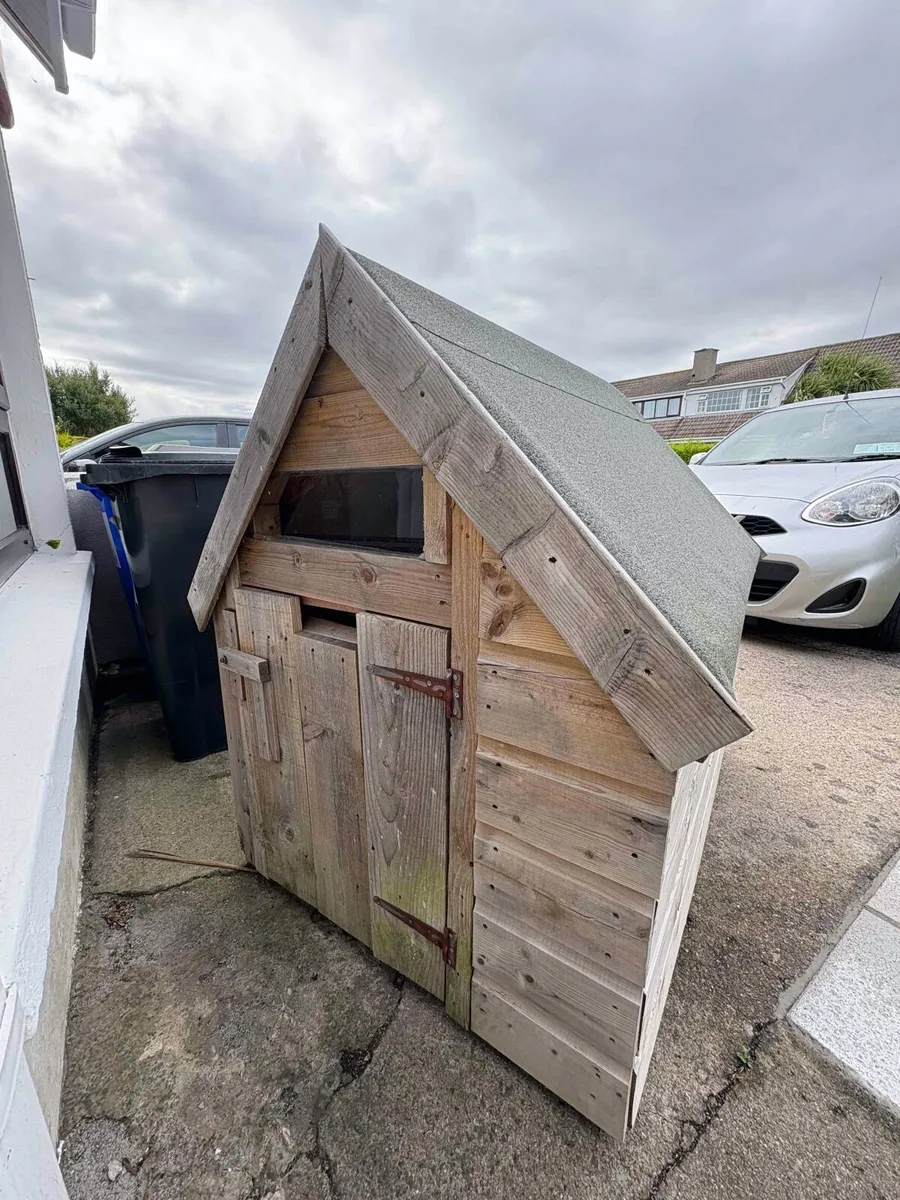 Dog Kennel - Image 1