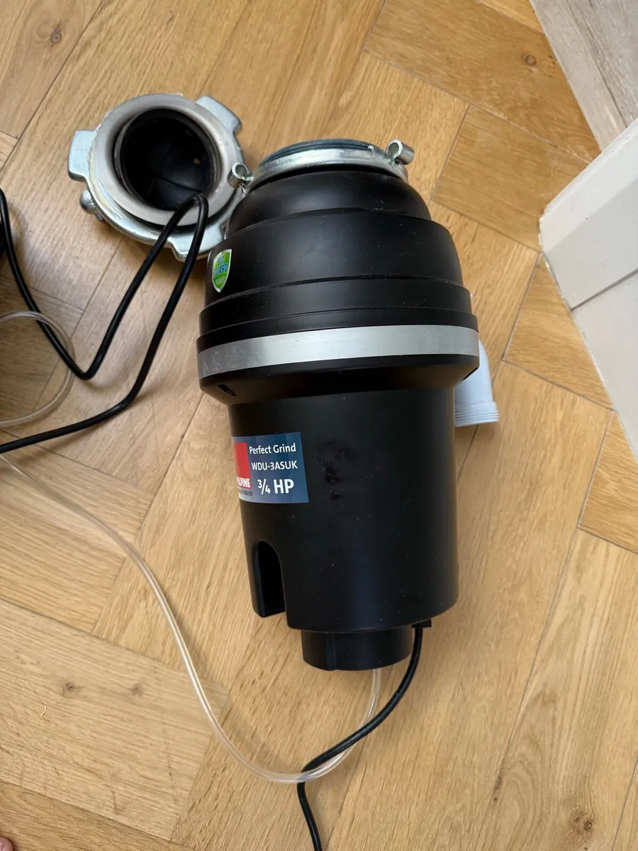 Boiling water tap, boiler and insinkerator - Image 2
