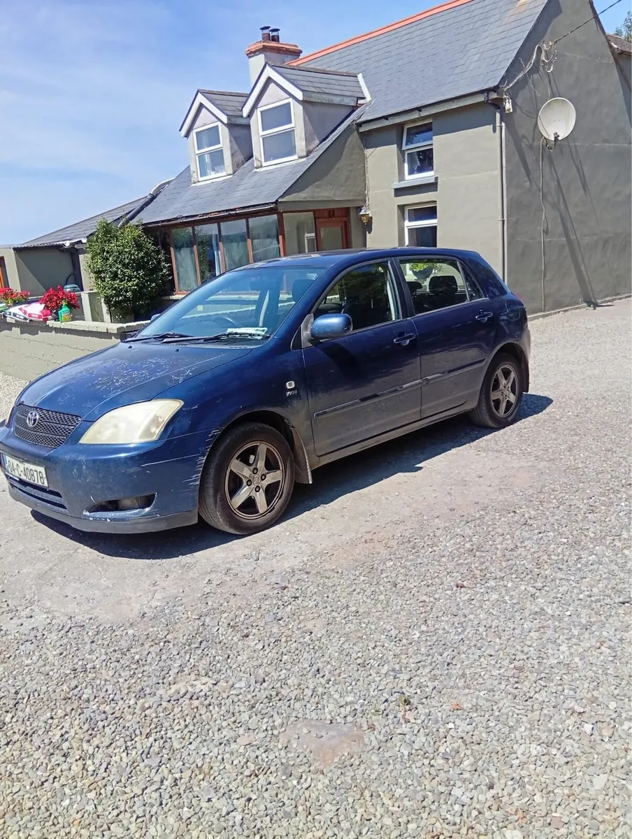 04 Toyota Corolla - Image 3