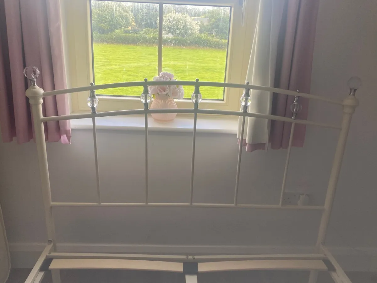 Stella bed frame - Image 2