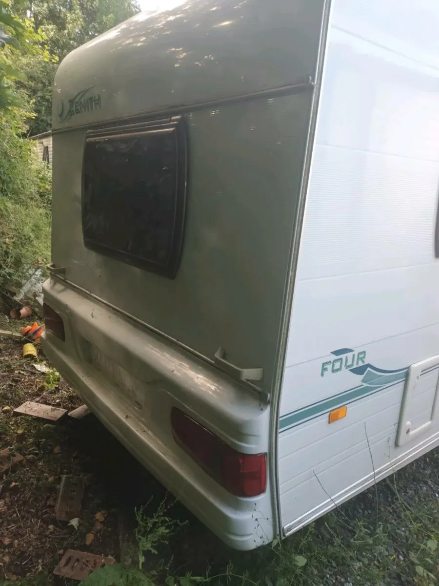 Caravan - Image 2