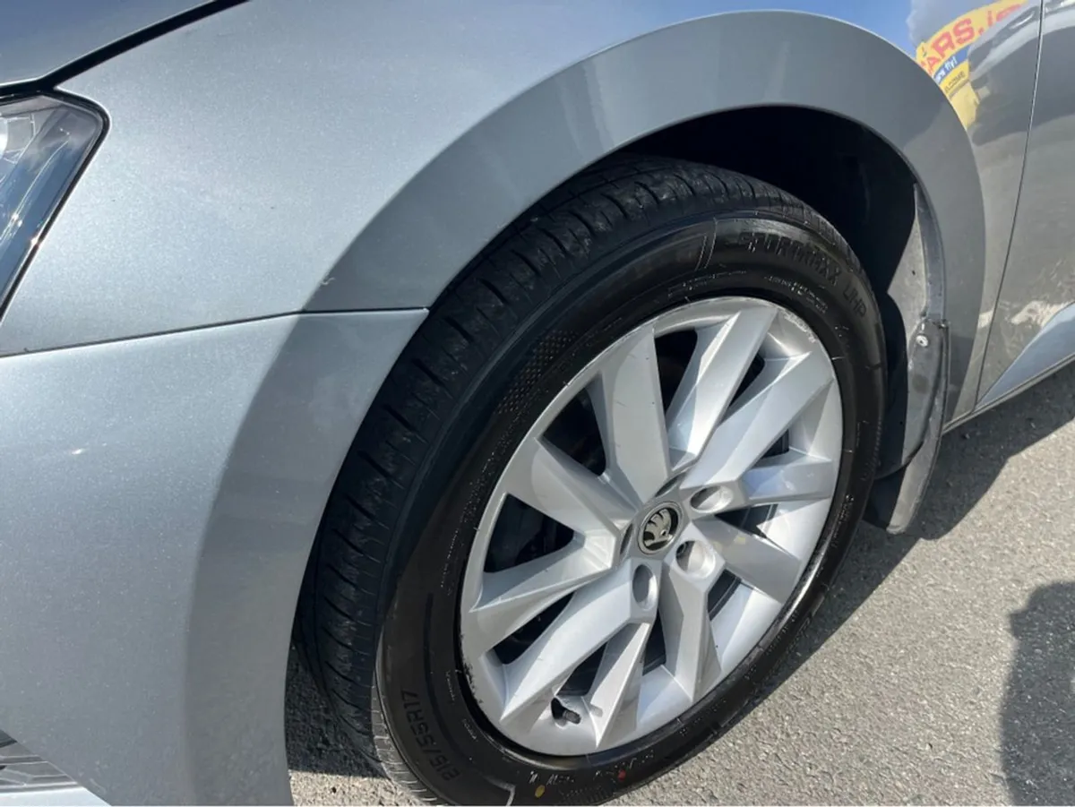 Skoda Superb C Ambition 2.0 TDI 150 150HP 5DR - Image 3