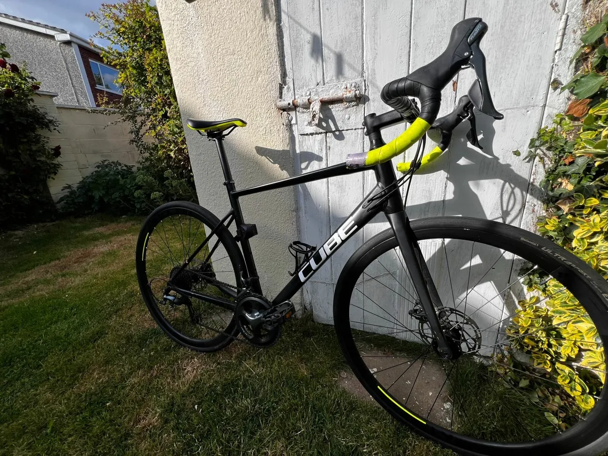 Cube Attain Road Bike 56M - Image 2