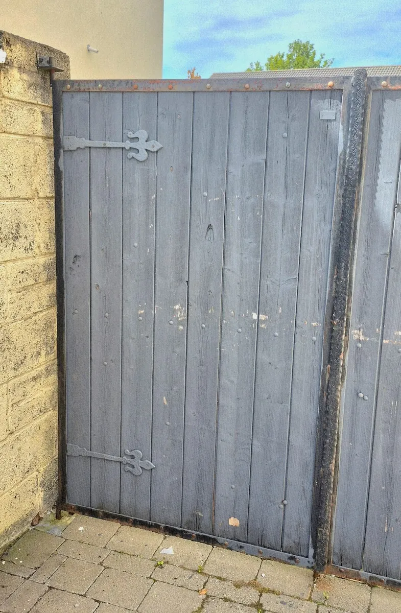 Garden Side Gates - Image 2