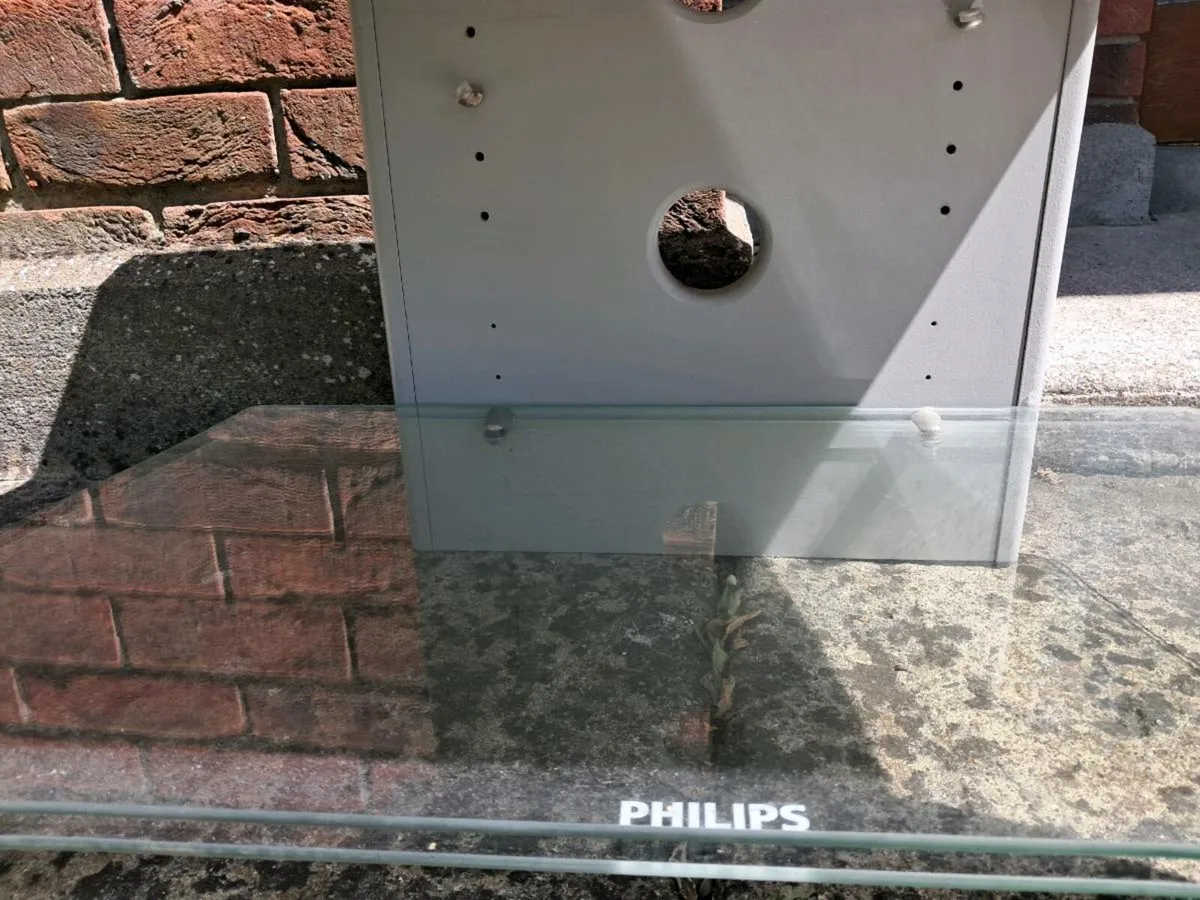 Free Philips TV Stand - Image 4
