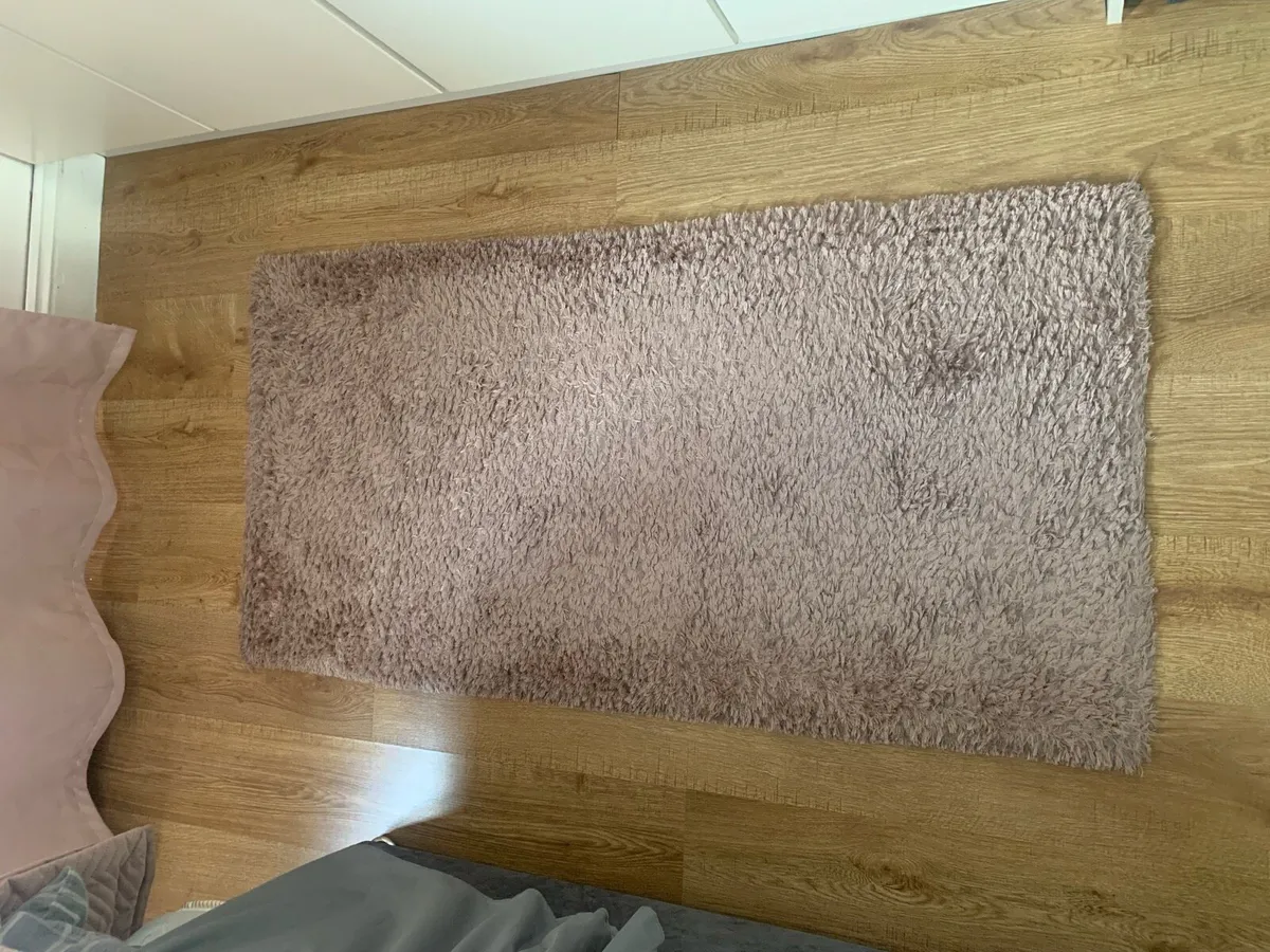 Rug - Image 2