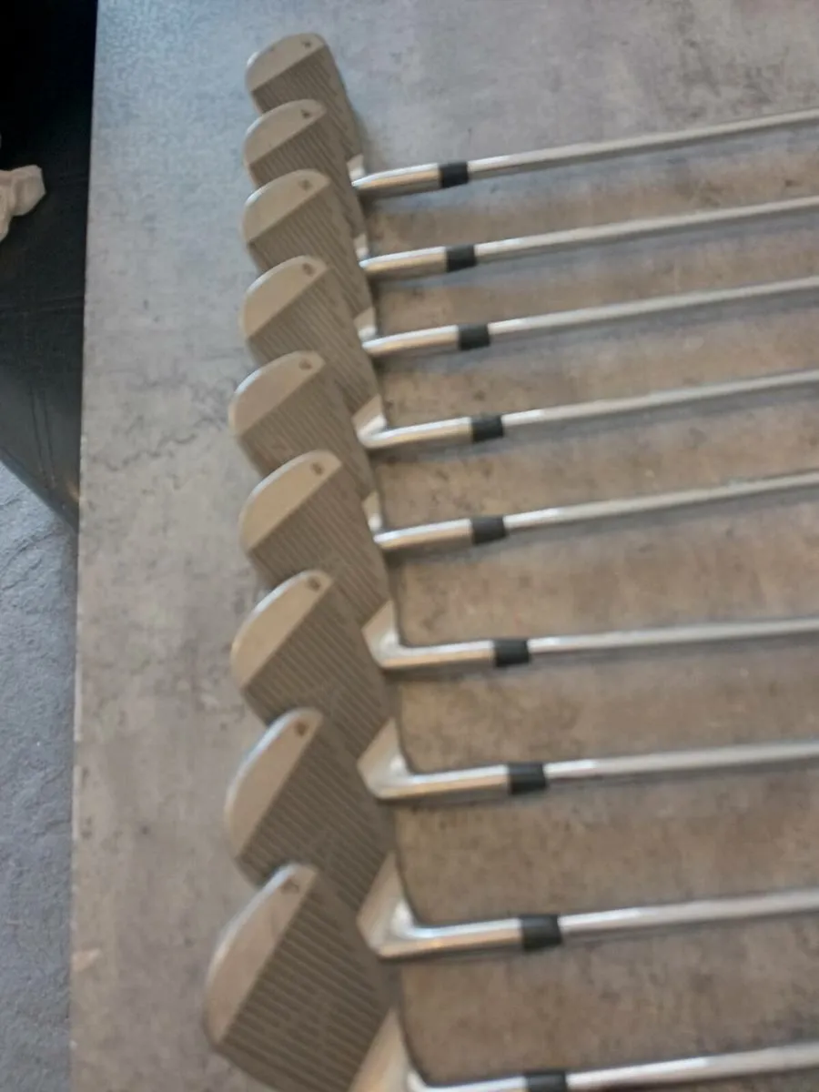 Wilson golf irons. Right handed clubs. - Image 3