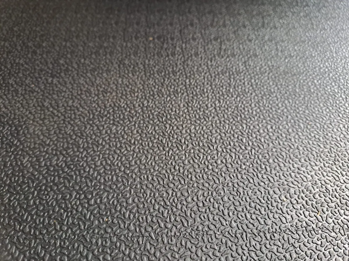Heavy-Duty Interlocking Gym Mat – 1m x 1m x 17mm, - Image 1