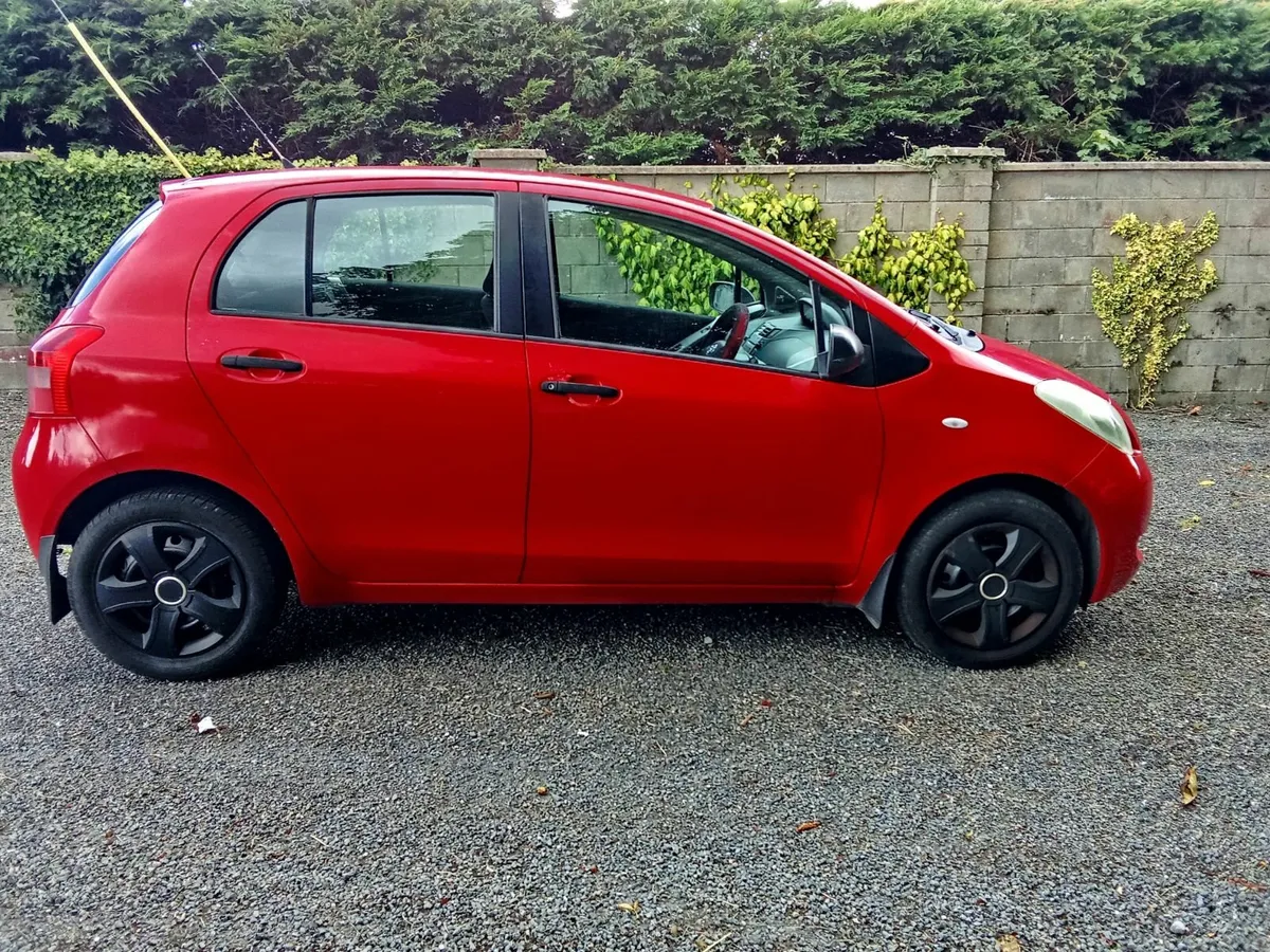 Toyota Yaris 2007 - Image 3