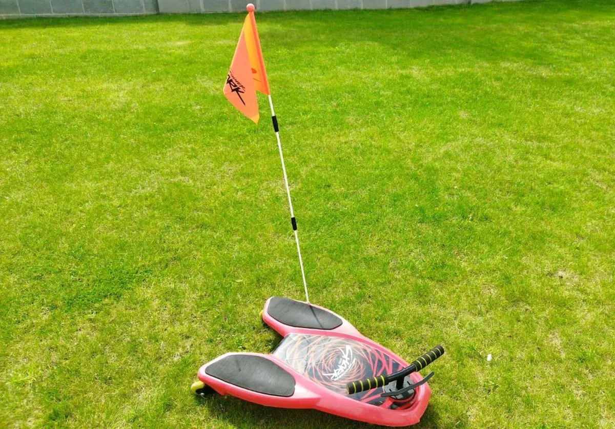 Shark Spinner Kneeboard - Image 2