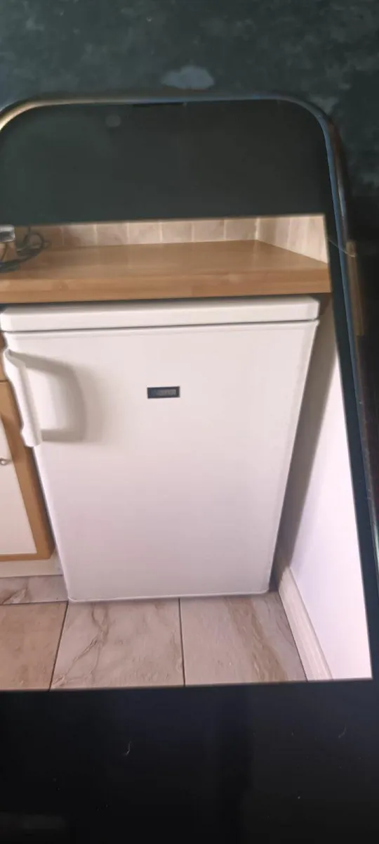 Zanusi free stand oven + hob, fridge, washing - Image 3