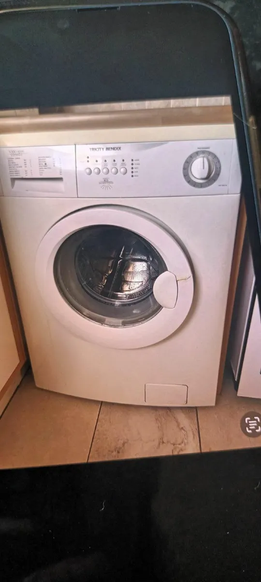 Zanusi free stand oven + hob, fridge, washing - Image 1
