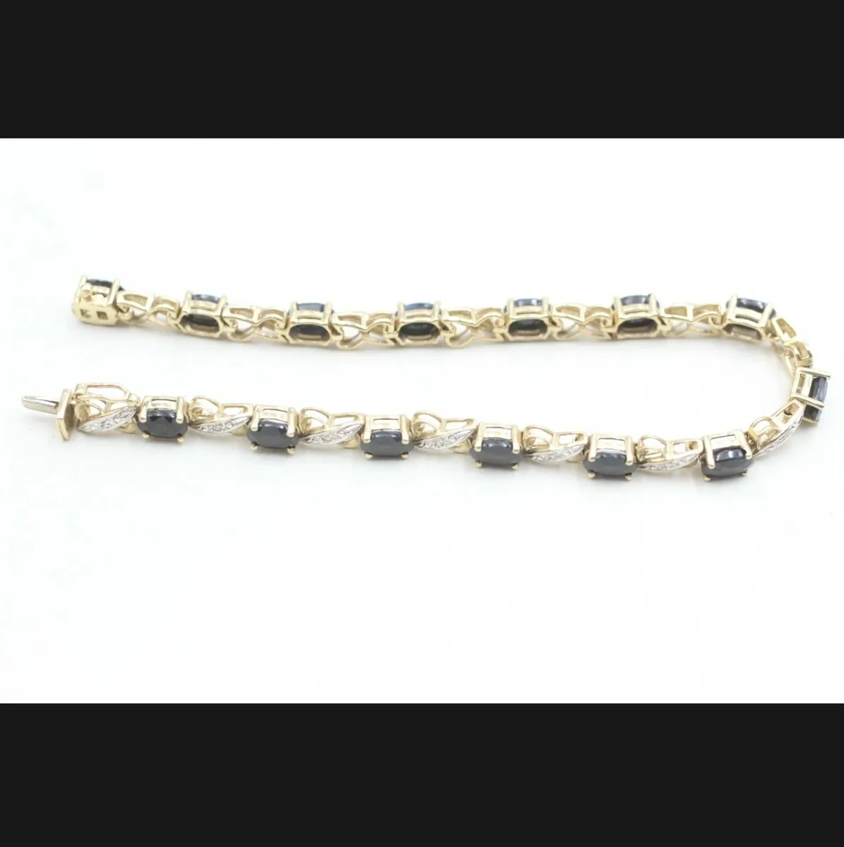 Diamond yellow gold tennis bracelet with sapphires - Image 4