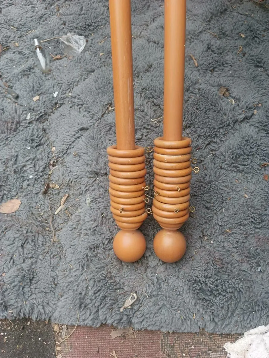 2 pine like new poles, - Image 2