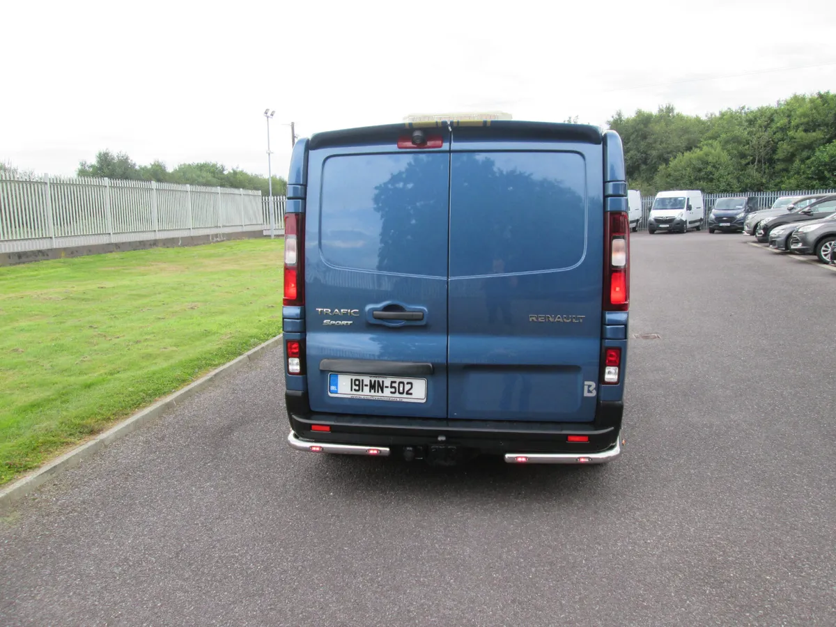 2019 Renault Trafic Sport 1.6 Dci Lwb 145 Bhp - Image 4