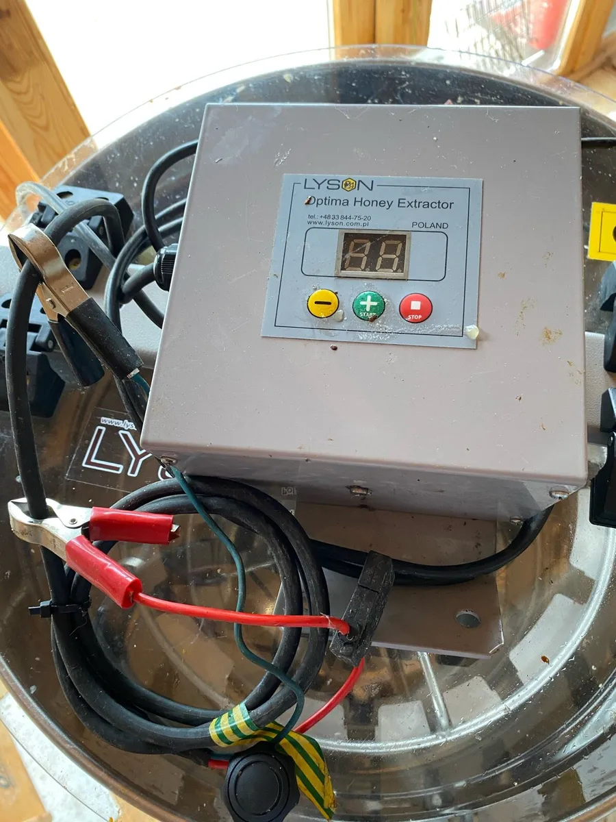Honey extractor - Image 2