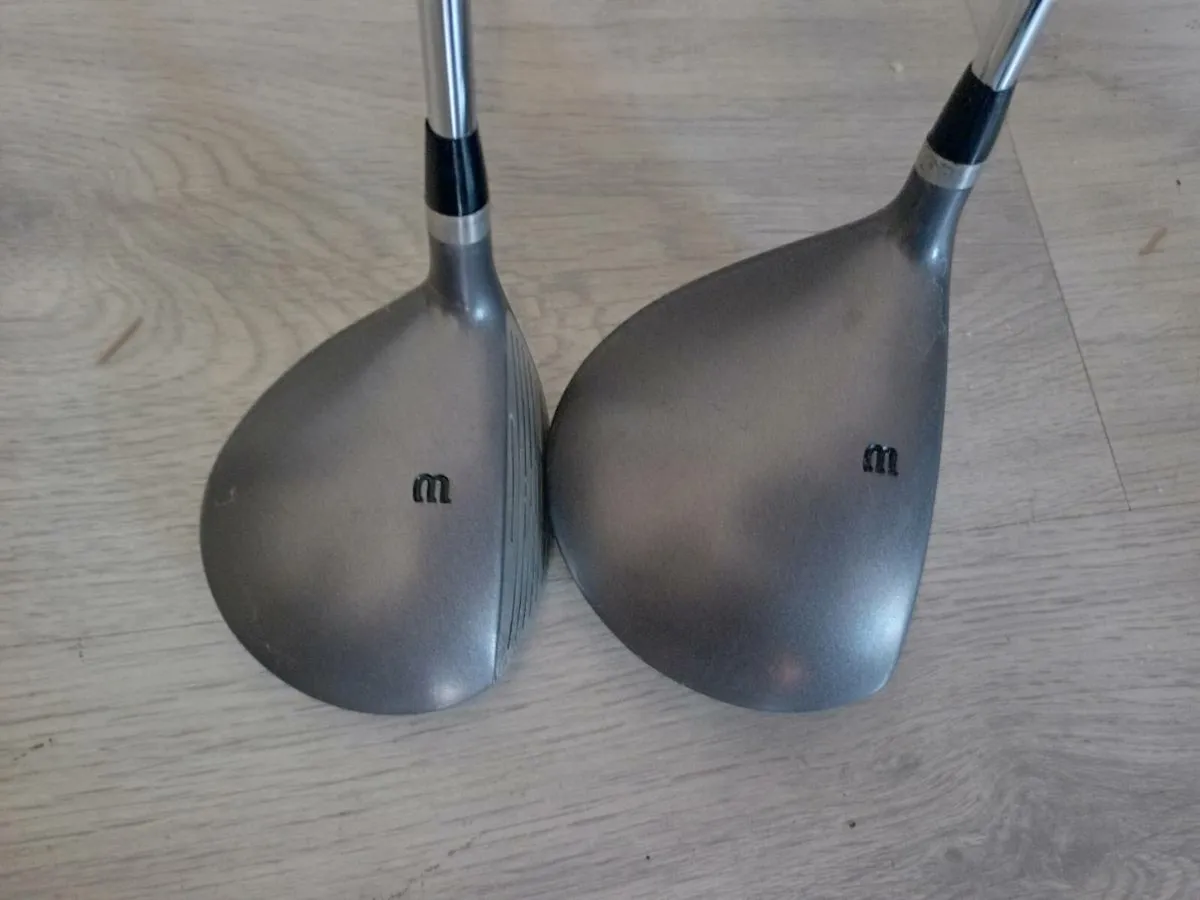 Wilson golf driver and 5 wood. Right handed clubs - Image 4