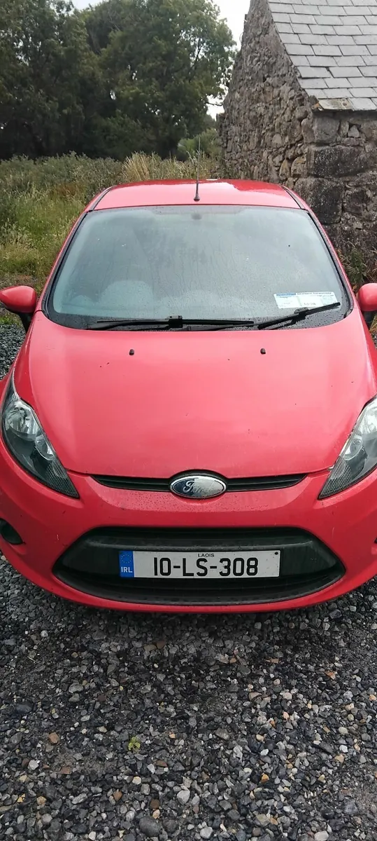 Ford Fiesta 2010 - Image 1
