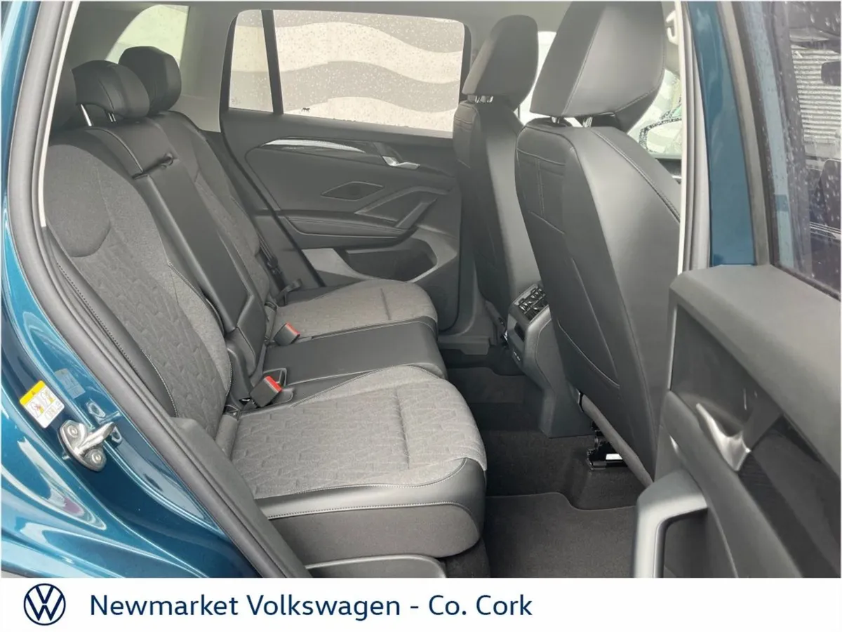 Volkswagen Tiguan Edition 75 2.0tdi DSG Automatic - Image 4