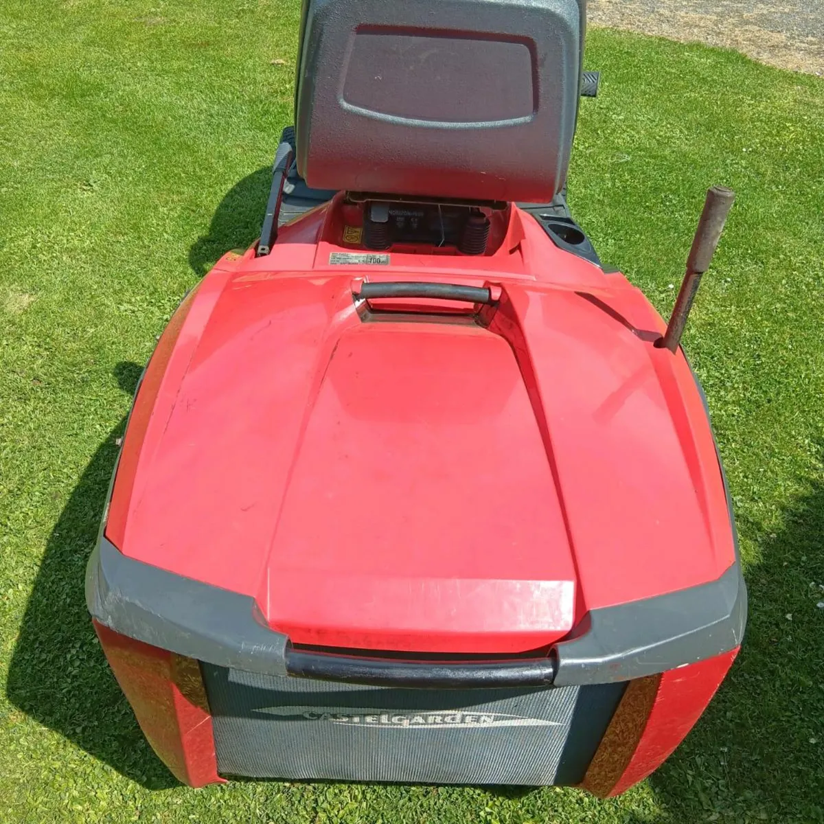 Castlegarden hydrostatic Honda engine - Image 2