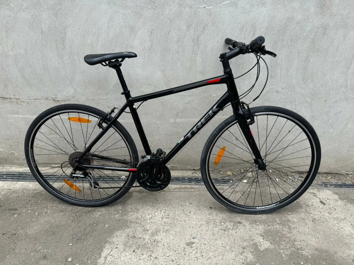 Trek FX 3 Bike - Image 1