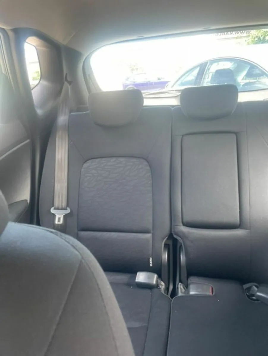 Hyundai ix20 2014 - Great Condition! - Image 4