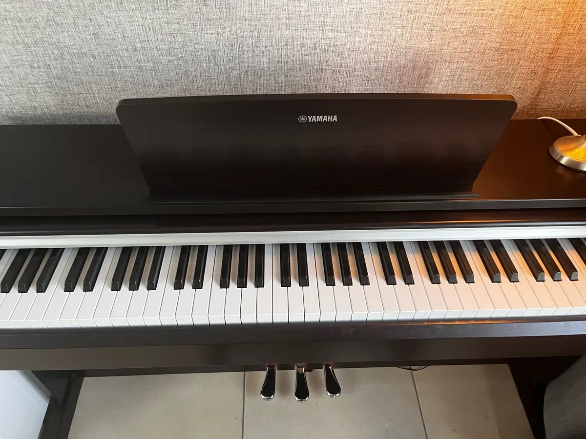 Piano ( electric ) - Image 2