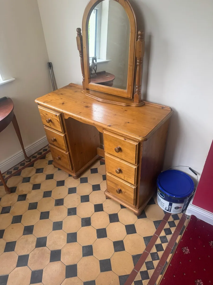 Dressing table - Image 3