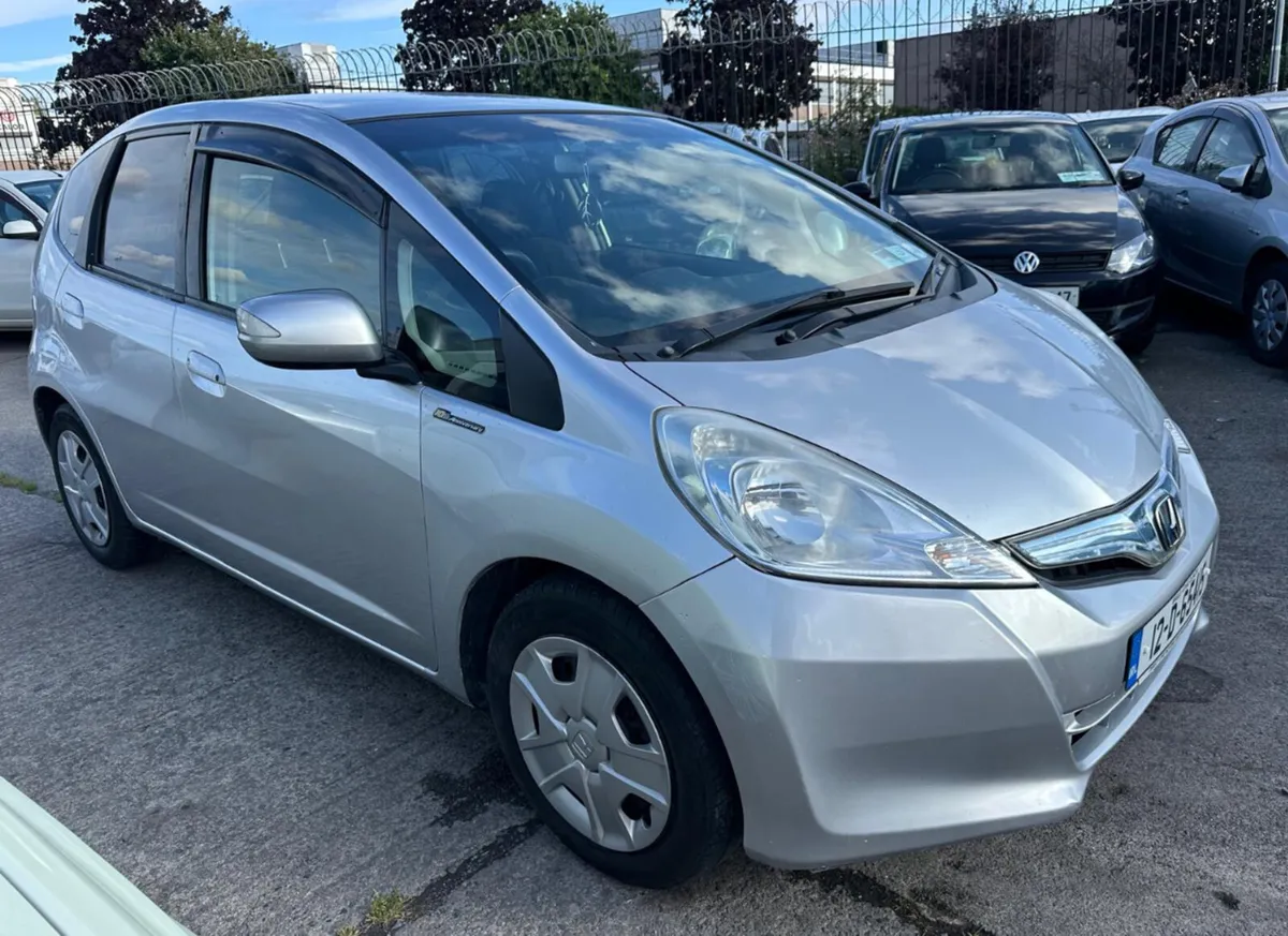 Honda Fit 2012 Auto Hybrid/ New Nct/ warranty. - Image 1
