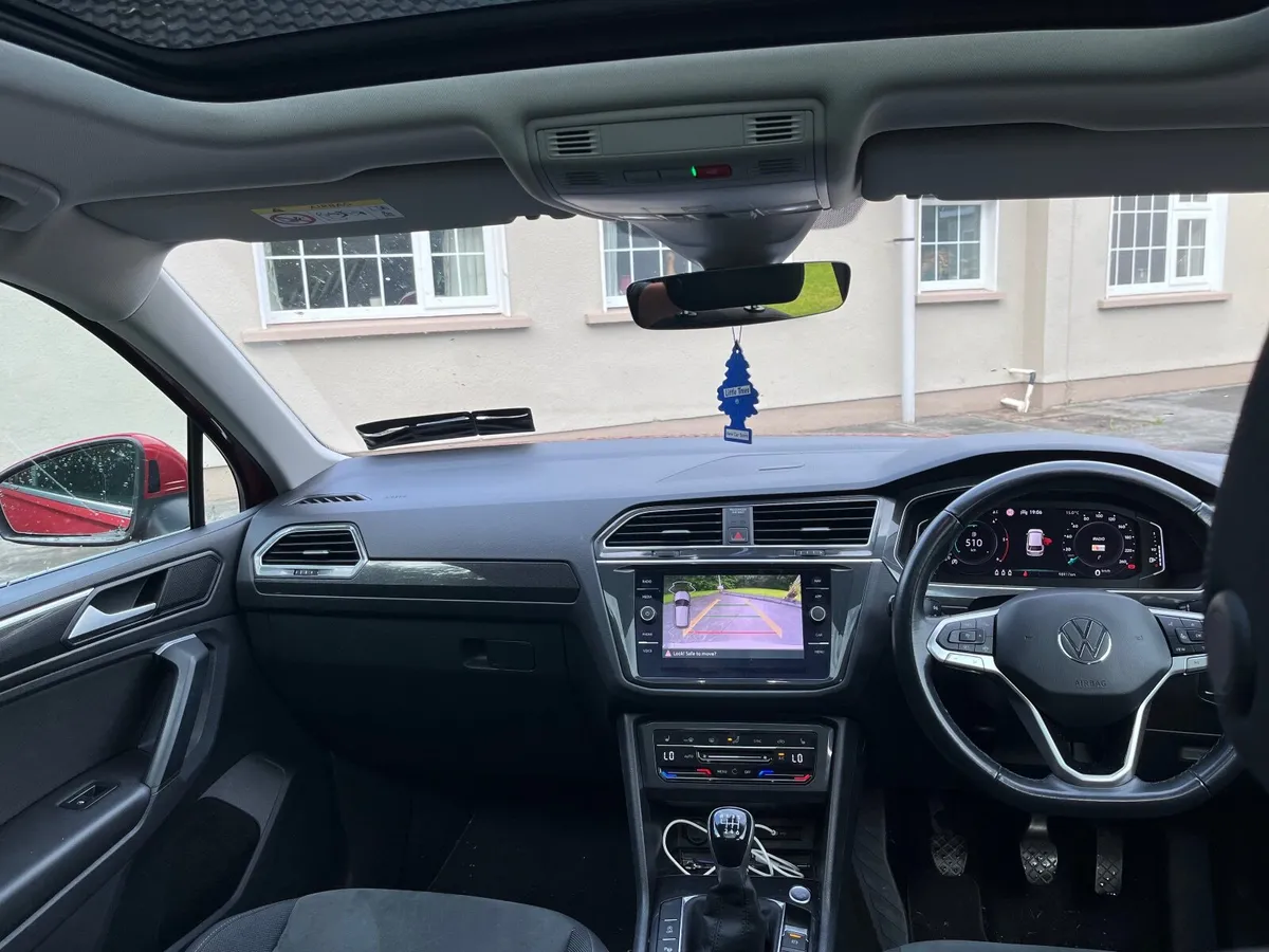 Volkswagen Tiguan 2021 - Image 1