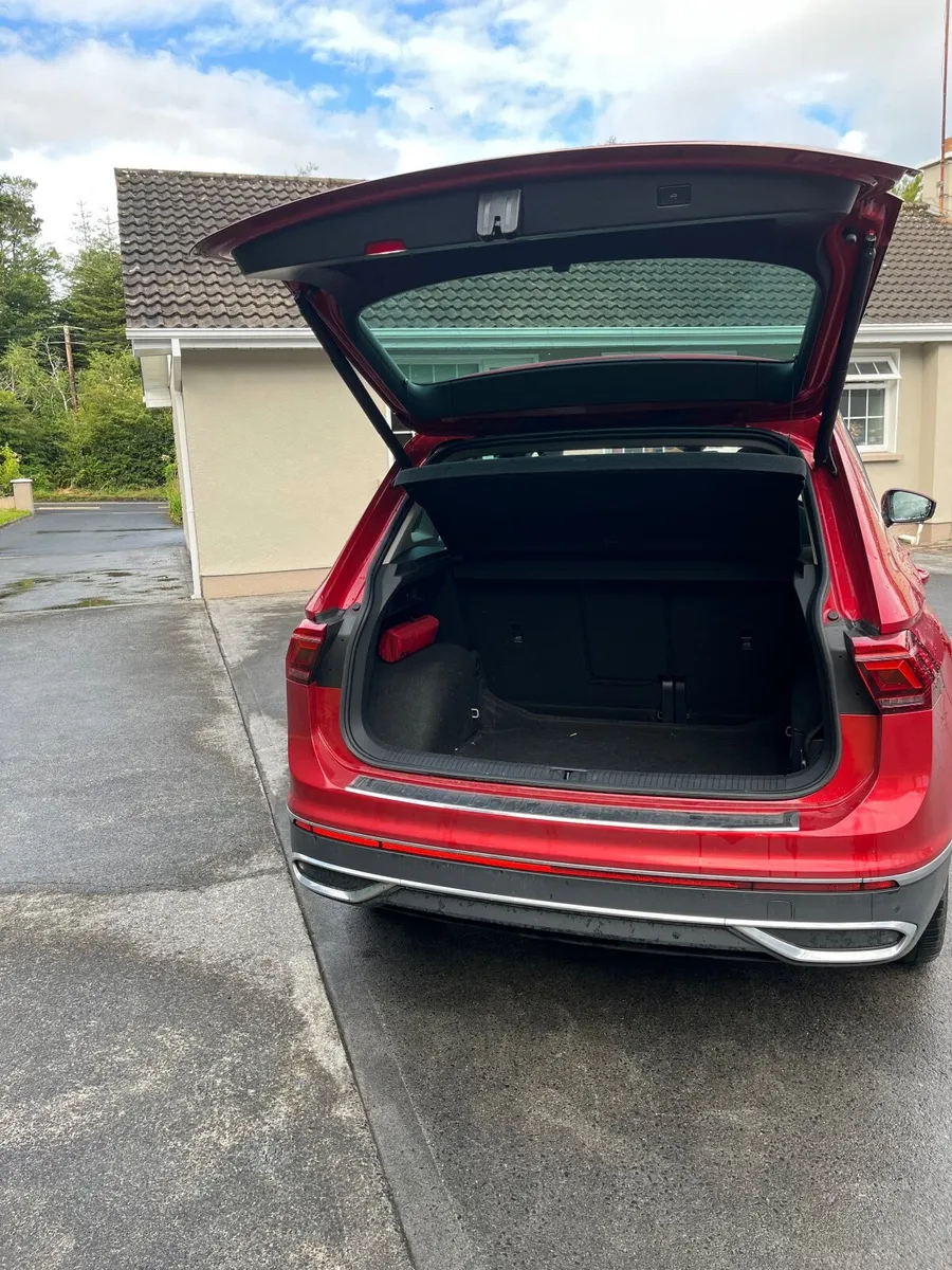 Volkswagen Tiguan 2021 - Image 4