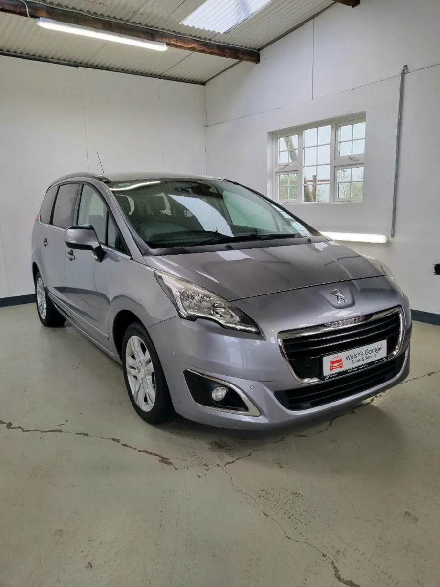 2015 Peugeot 5008 1.6hdi Blue Active 120bhp7Seater - Image 1