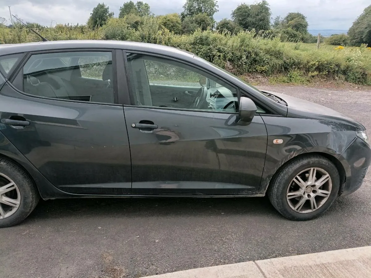 Seat Ibiza 2011 1.2 petrol - Image 2