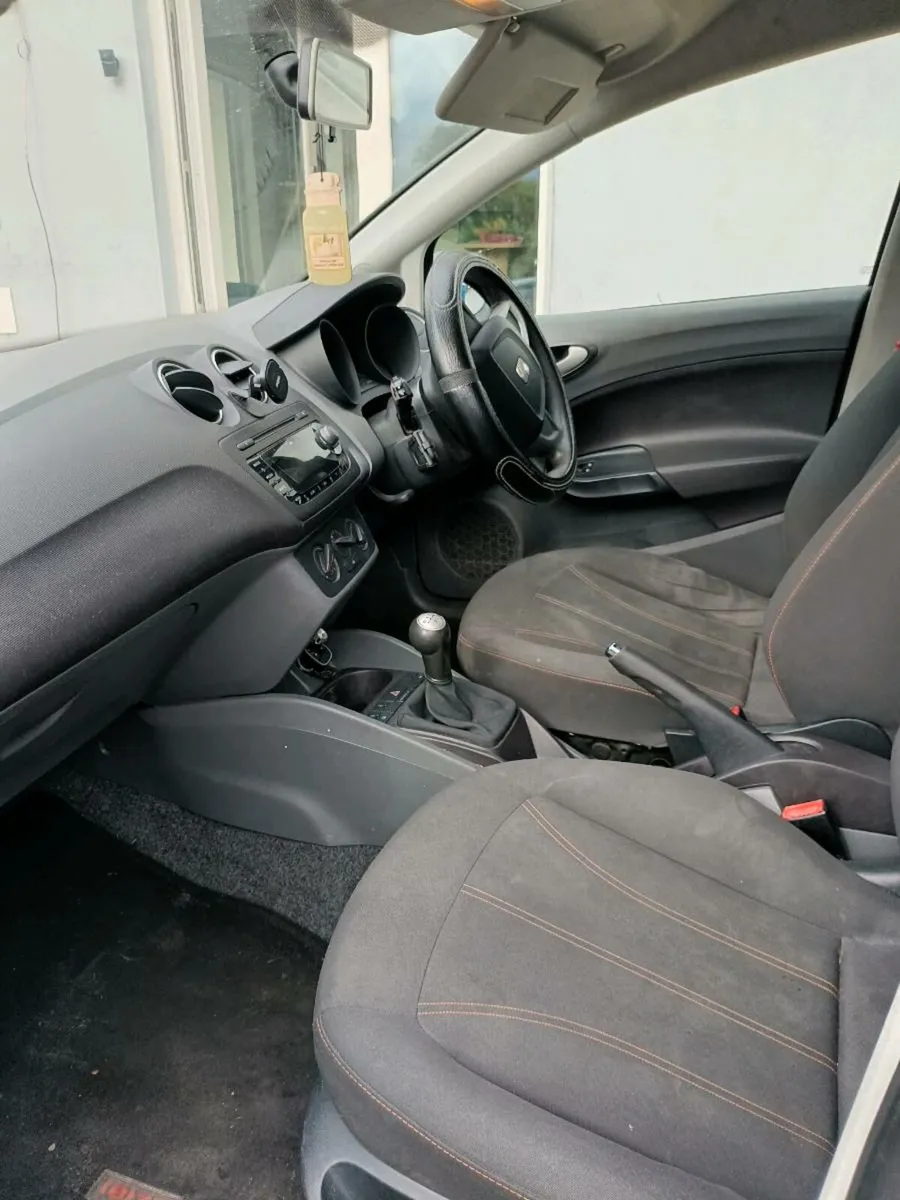 Seat Ibiza 2011 1.2 petrol - Image 4