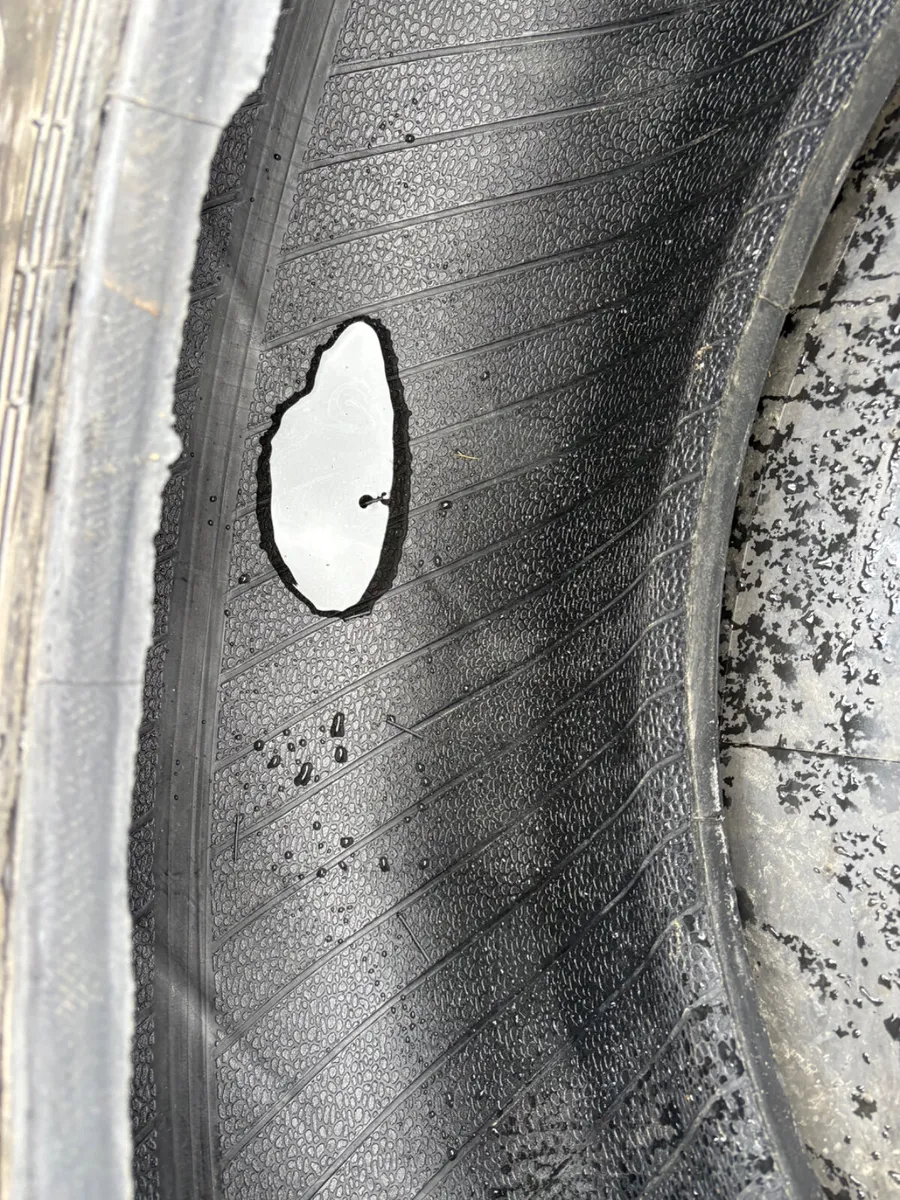 30” tyres - Image 4
