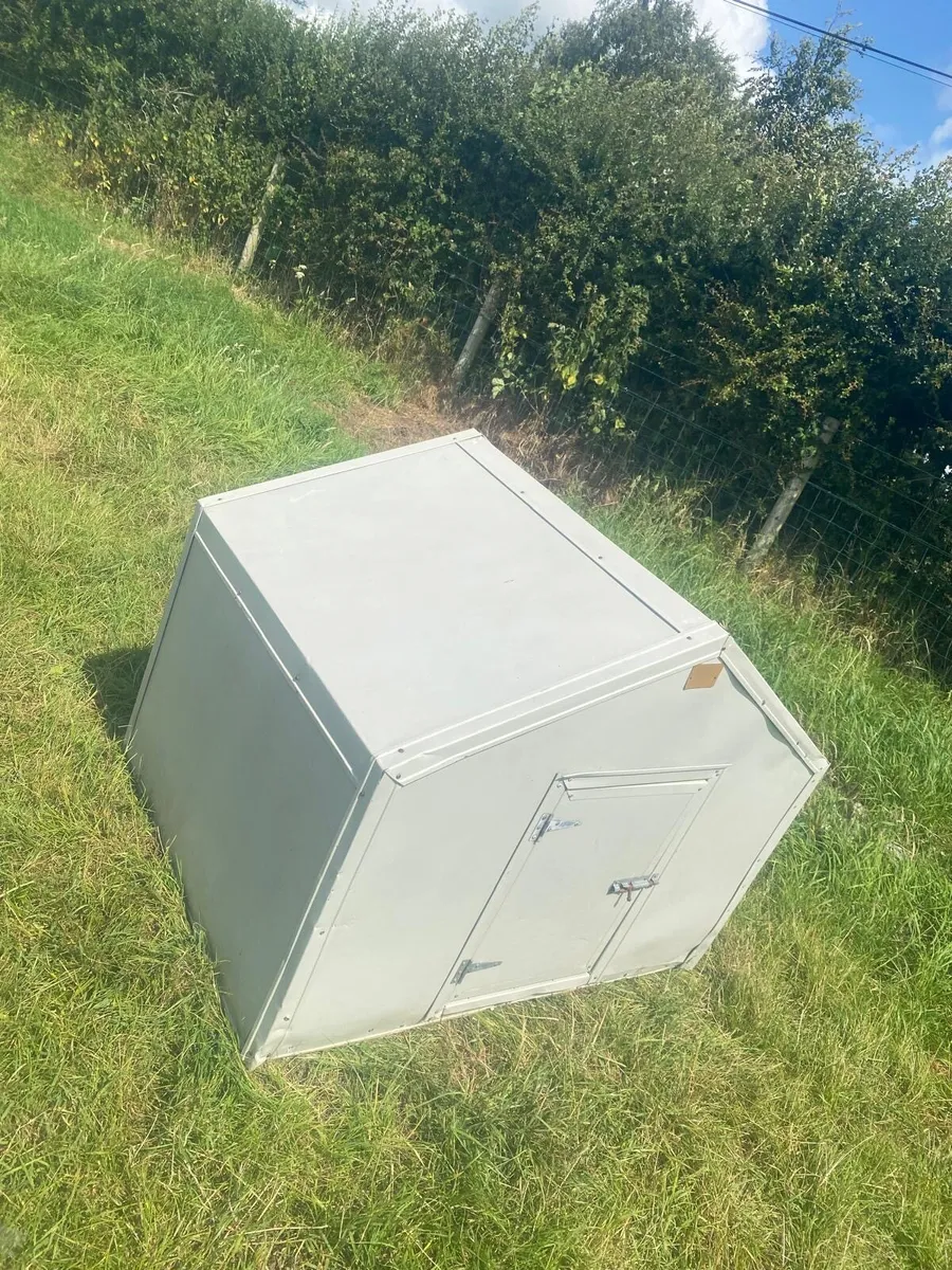 Dog kennel - Image 3