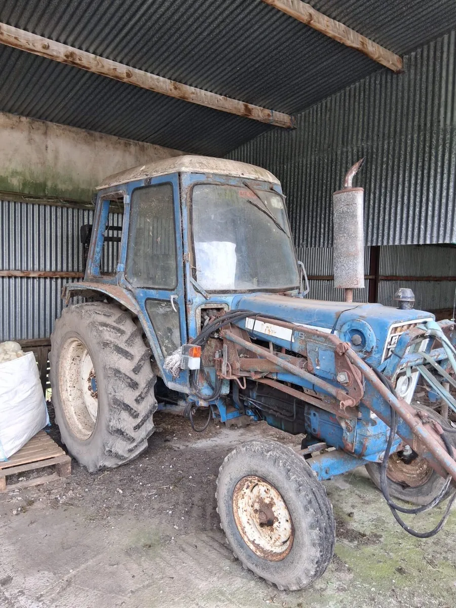 Ford 6600 & Welgar Square Baler - Image 1