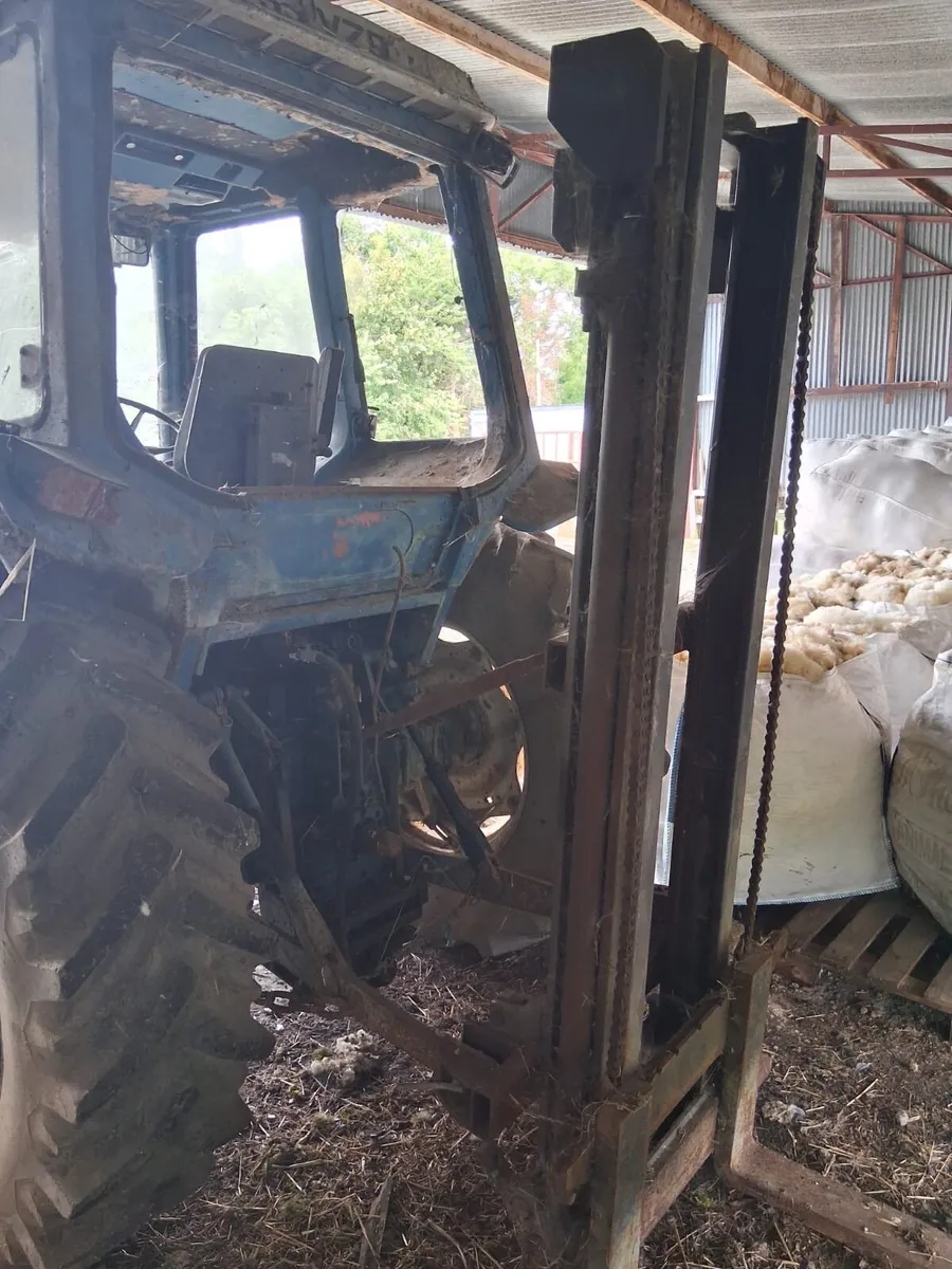 Ford 6600 & Welgar Square Baler - Image 3