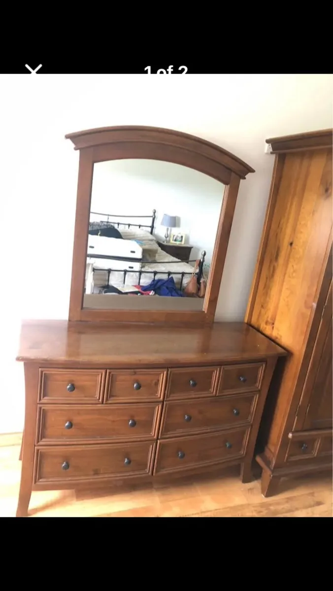 Wardrobes,dresser,mirror and bedside lockers - Image 2