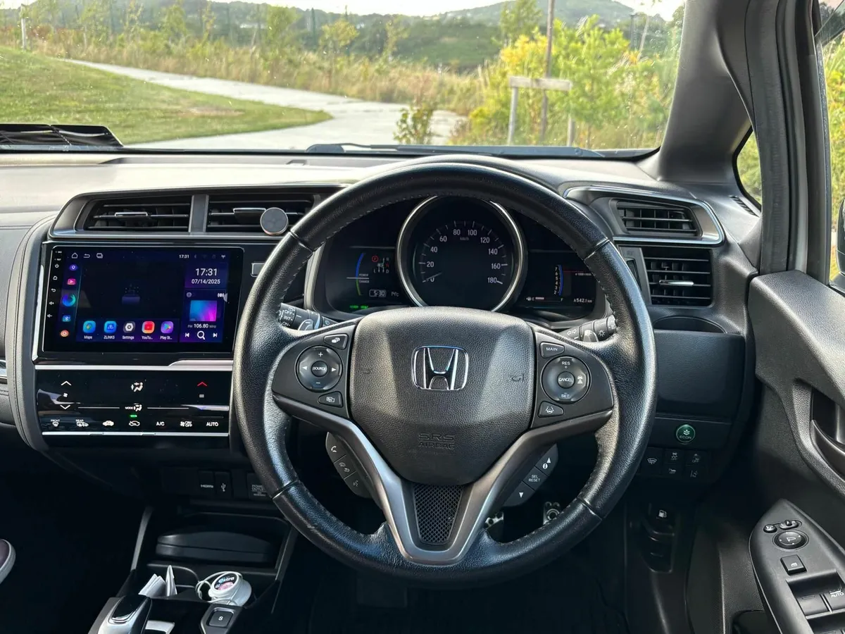 Honda Fit Sport 2018 - Image 1