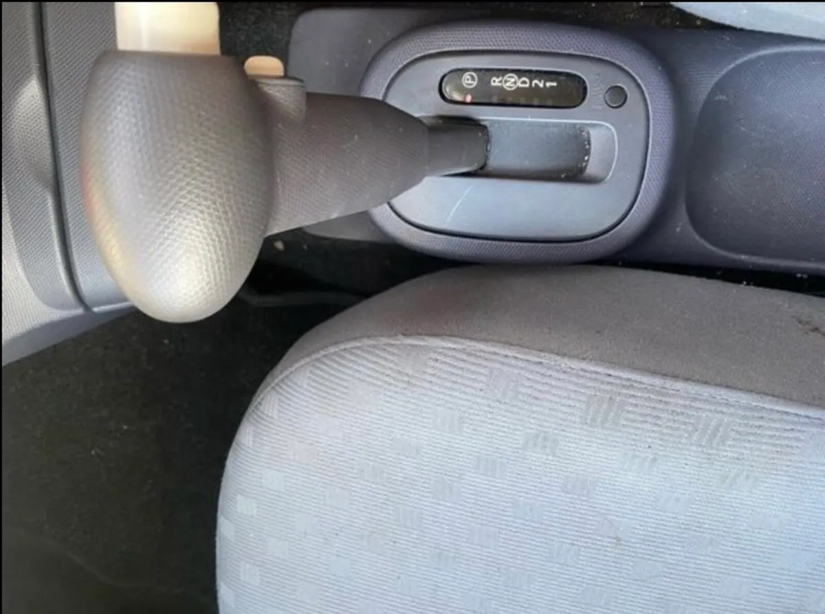 Nissan micra 03 - Image 2