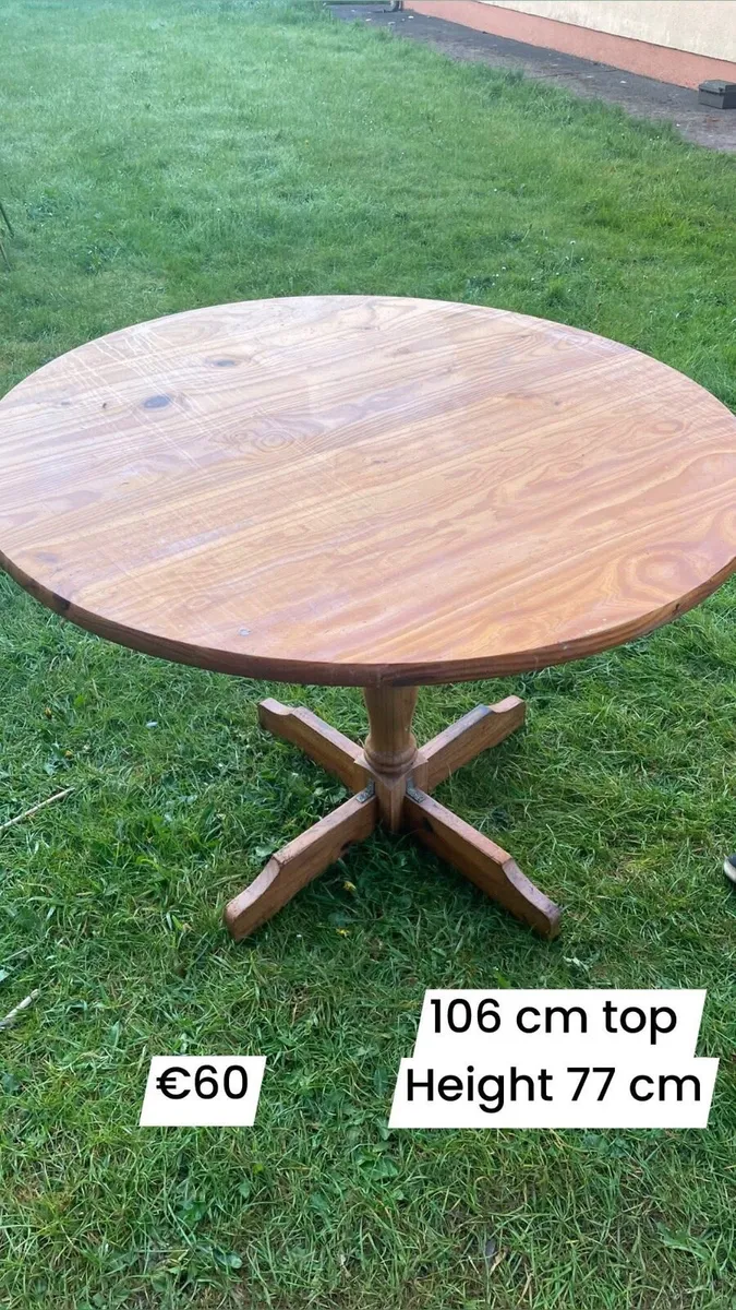 Round kitchen table pine wooden - Image 1