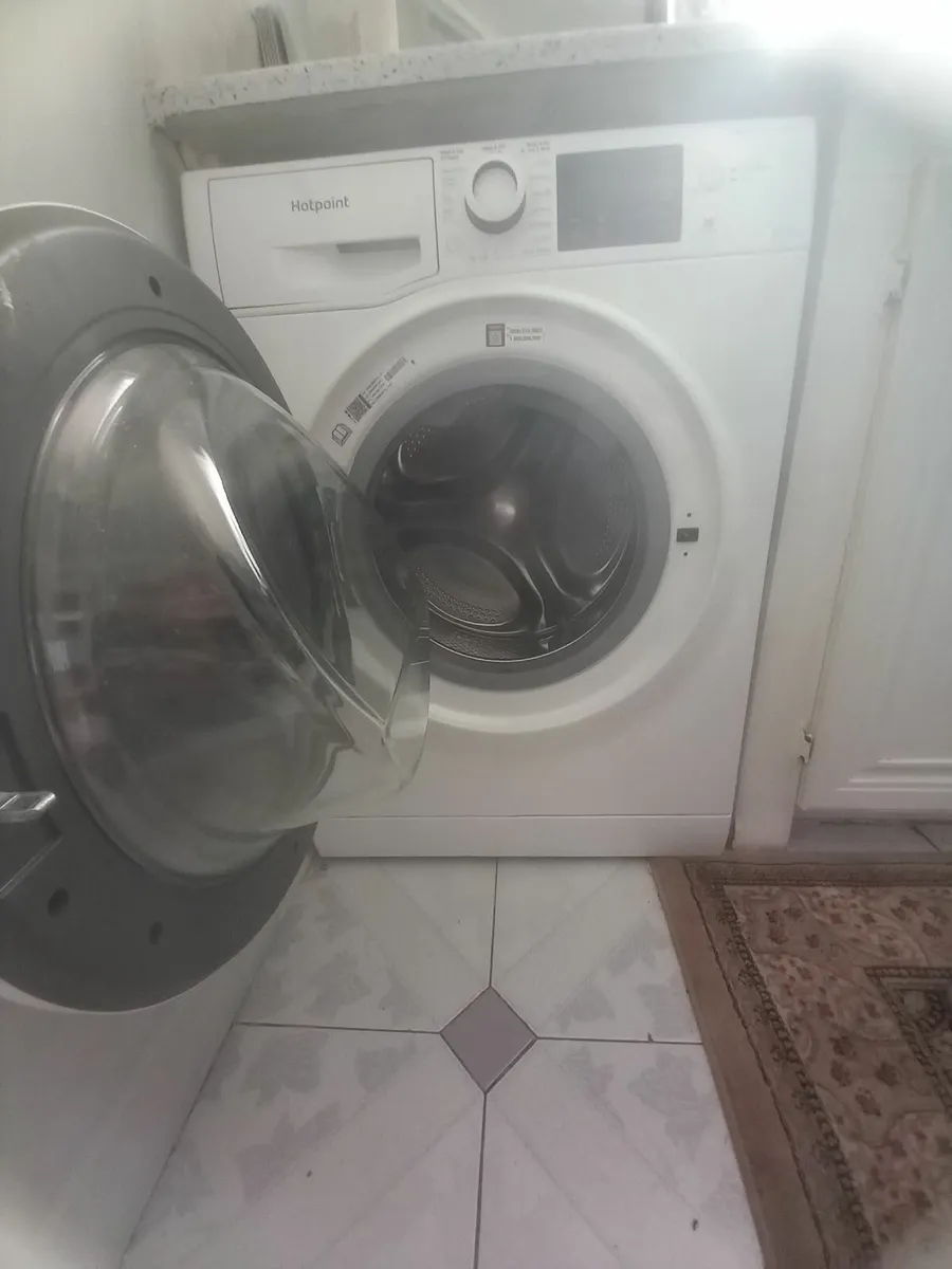Hotpoint Washer and Dryer - Image 3