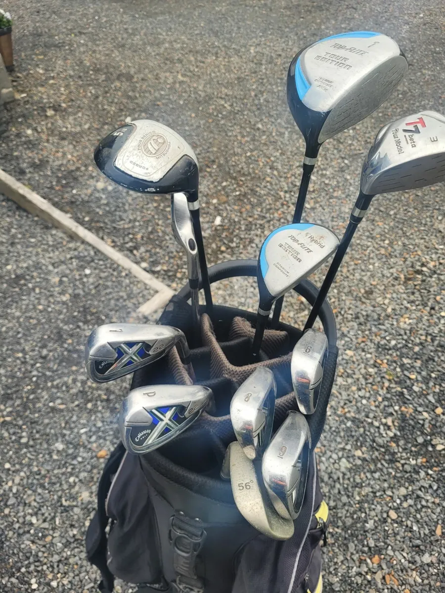 Set of golf clubs - Image 1