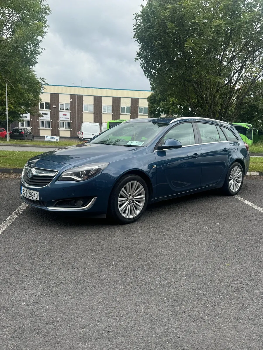 2015 Vauxhall insignia - Image 1