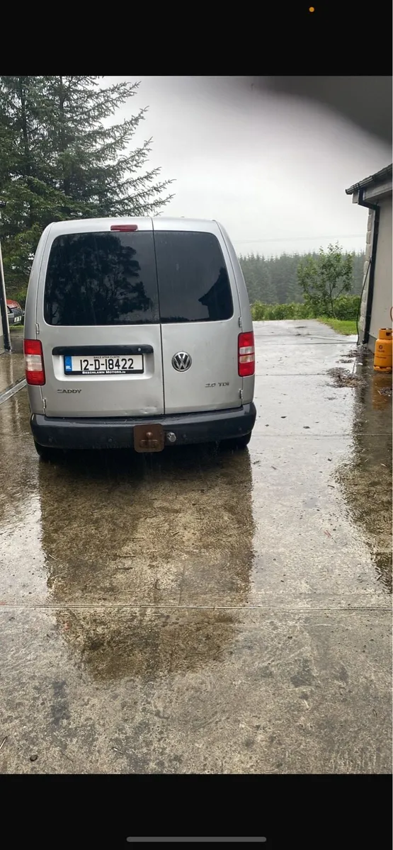 Volswagen Caddy Maxi van 2 litre diesel - Image 3