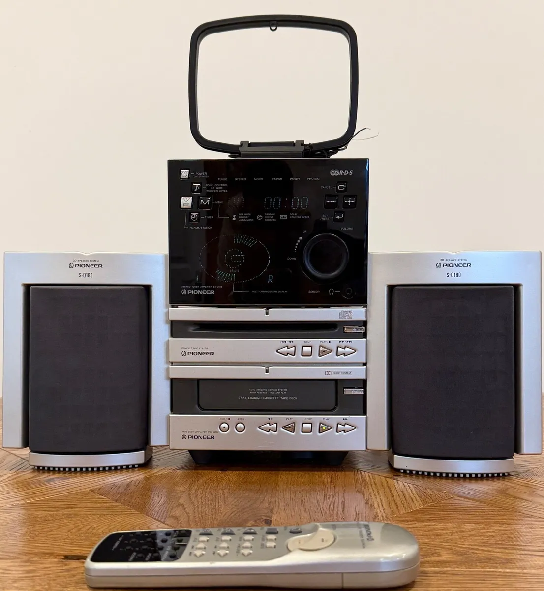 Pioneer SX Q180 stereo system - Image 1